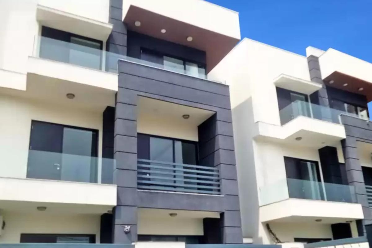 Luxury Builder Floor